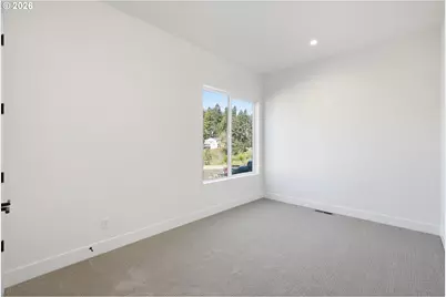 3490 Southview Dr, Eugene, OR 97405 - Photo 43