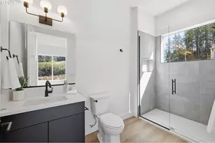 3490 Southview Dr, Eugene, OR 97405 - Photo 41