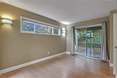 7635 S Hood Ave, Portland, OR 97219 - Photo 23