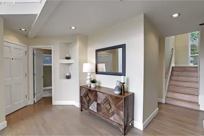 7635 S Hood Ave, Portland, OR 97219 - Photo 5