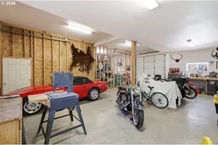 76566 Davis Rd, Oakridge, OR 97463 - Photo 37