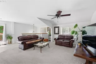 76566 Davis Rd, Oakridge, OR 97463 - Photo 9