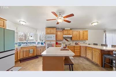 125 Myer Ave, Irrigon, OR 97844 - Photo 17