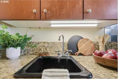 1005 SW Park Ave #605, Portland, OR 97205 - Photo 19