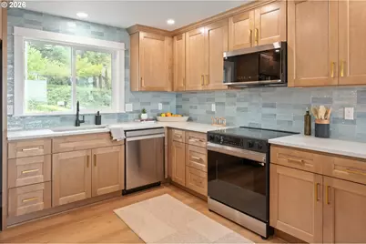 2405 W 22nd Ave, Eugene, OR 97405 - Photo 11