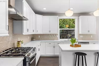 11530 SW 61st Ave, Portland, OR 97219 - Photo 21