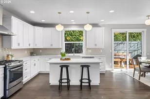 11530 SW 61st Ave, Portland, OR 97219 - Photo 17