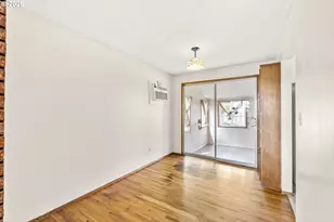 2101 Country Club Ct, Woodburn, OR 97071 - Photo 7