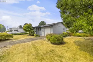 2101 Country Club Ct, Woodburn, OR 97071 - Photo 3