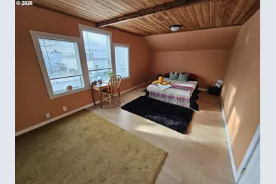 820 Oceanway St, Seaside, OR 97138 - Photo 17