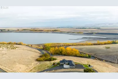 70349 Lakeside Rd, Pendleton, OR 97801 - Photo 3