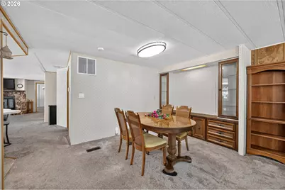 1111 Pioneer Rd, Dallas, OR 97338 - Photo 17