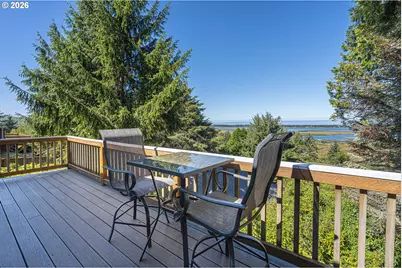 197 S Wells Dr, Lincoln City, OR 97367 - Photo 29