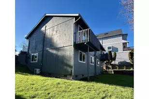 9295 SW Hill St, Portland, OR 97223 - Photo 17