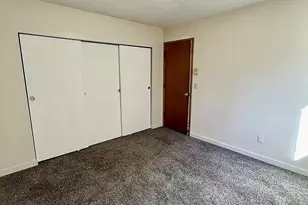 9295 SW Hill St, Portland, OR 97223 - Photo 11