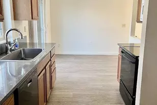 9295 SW Hill St, Portland, OR 97223 - Photo 5