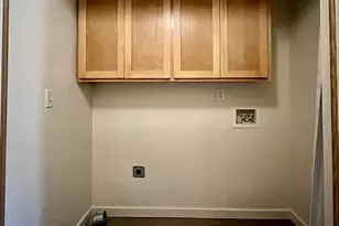 9295 SW Hill St, Portland, OR 97223 - Photo 7