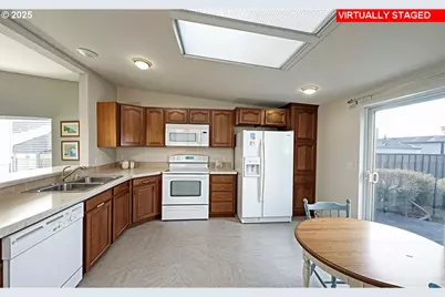 98126 W Benham Ln #9, Brookings, OR 97415 - Photo 9