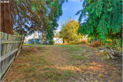 1914 Hawthorne St, Forest Grove, OR 97116 - Photo 25