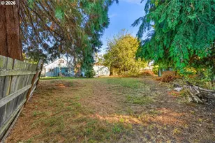 1914 Hawthorne St, Forest Grove, OR 97116 - Photo 25