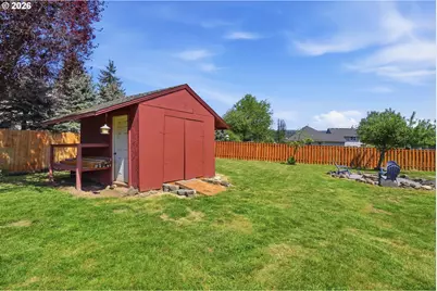 406 E Valley St, Yacolt, WA 98675 - Photo 39