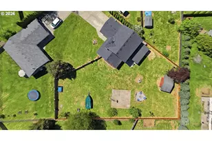 406 E Valley St, Yacolt, WA 98675 - Photo 41