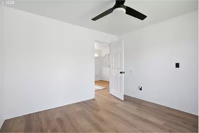 406 E Valley St, Yacolt, WA 98675 - Photo 9