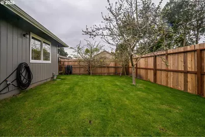 2370 Fir St, North Bend, OR 97459 - Photo 37