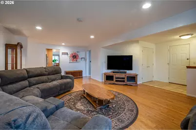 2370 Fir St, North Bend, OR 97459 - Photo 5