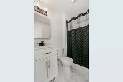 1195 Almaden St, Eugene, OR 97402 - Photo 21