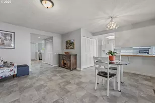 15470 SW Oaktree Ln, Tigard, OR 97224 - Photo 17