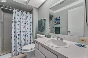 15470 SW Oaktree Ln, Tigard, OR 97224 - Photo 27