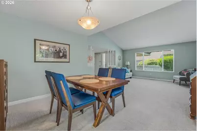 15470 SW Oaktree Ln, Tigard, OR 97224 - Photo 9