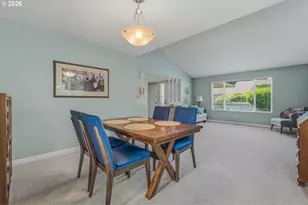15470 SW Oaktree Ln, Tigard, OR 97224 - Photo 9