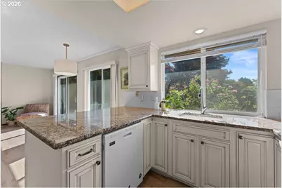 15800 SW Alderbrook Cir, Portland, OR 97224 - Photo 15