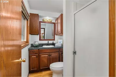 8501 SW Iroquois Dr, Tualatin, OR 97062 - Photo 17