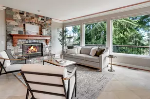 19784 Wildwood Dr, West Linn, OR 97068 - Photo 3