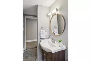 26 NE Stafford St, Portland, OR 97211 - Photo 25