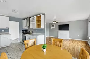 1408 E 15th St, The Dalles, OR 97058 - Photo 9