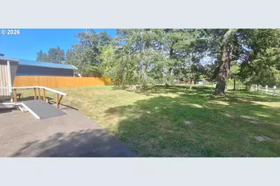 5425 Bay Berry Dr, Florence, OR 97439 - Photo 9