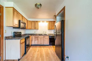 1135 1st St NE, Bandon, OR 97411 - Photo 17