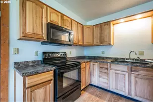 1135 1st St NE, Bandon, OR 97411 - Photo 15