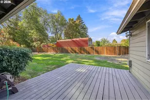 21620 SE Ash St, Gresham, OR 97030 - Photo 33