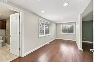 21620 SE Ash St, Gresham, OR 97030 - Photo 11