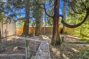 21620 SE Ash St, Gresham, OR 97030 - Photo 31