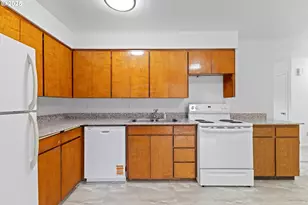 435 5th St, Lafayette, OR 97127 - Photo 9