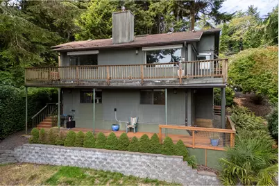 2011 NE Devils Ridge Rd, Lincoln City, OR 97367 - Photo 3