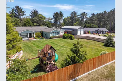 15618 Pedrioli Dr, Brookings, OR 97415 - Photo 3