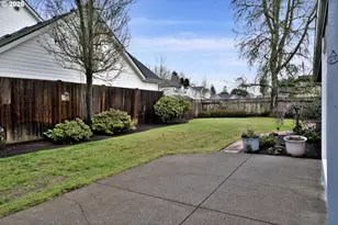 223 Beringer Ct, Eugene, OR 97404 - Photo 39