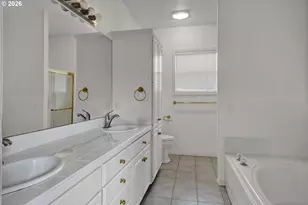 223 Beringer Ct, Eugene, OR 97404 - Photo 25